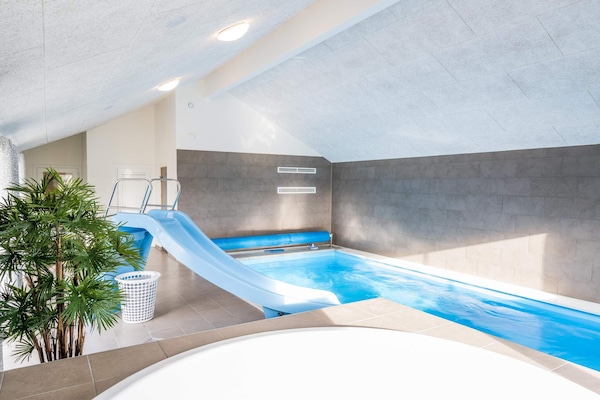 Foto van 26 persoons vakantie huis in Nørre Nebel - Vakantiehuis in Nørre Nebel - Pool