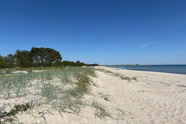 Foto van Luxe Spa-Retreat op Als -- By Traum Ferienwohnungen - WaterView