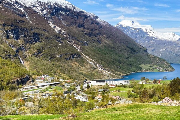 Foto van 9 persoons vakantie huis in Geiranger-By Traum - Vakantiehuis in Geiranger - Outdoor