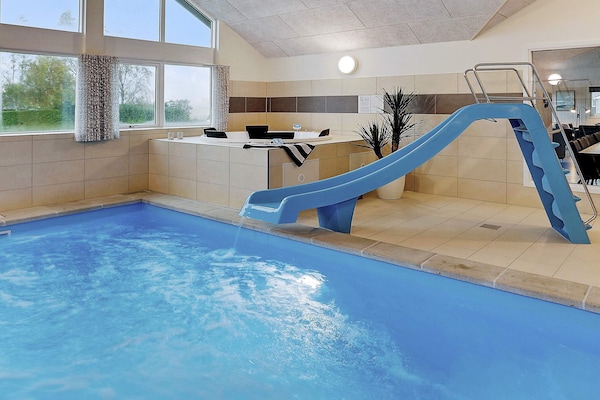 Foto van 18 persoons vakantie huis in Faaborg - Vakantiehuis in Faaborg - Pool
