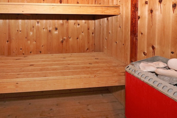 Foto van 8 persoons vakantie huis in Hadsund-By Traum - Vakantiehuis in Hadsund - Sauna