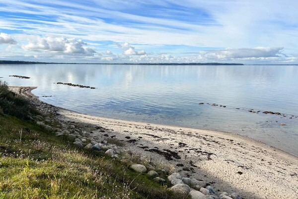 Foto van Luxe Spa Retreat bij het strand -- By Traum Ferienwohnungen - WaterView