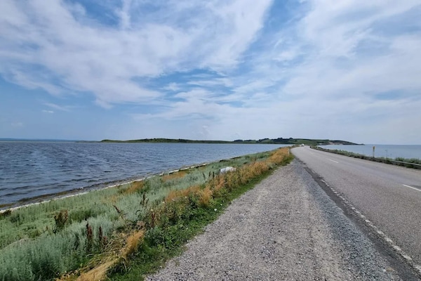 Foto van Luxe Spa Retreat bij het strand -- By Traum Ferienwohnungen - WaterView
