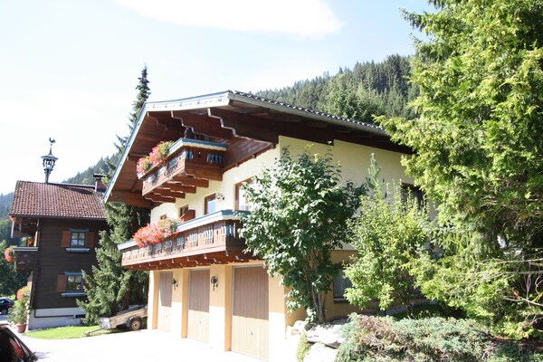 Foto van Appartement in Kleinarl bij Skilift - Vakantiehuis in Kleinarl - ExteriorSummer