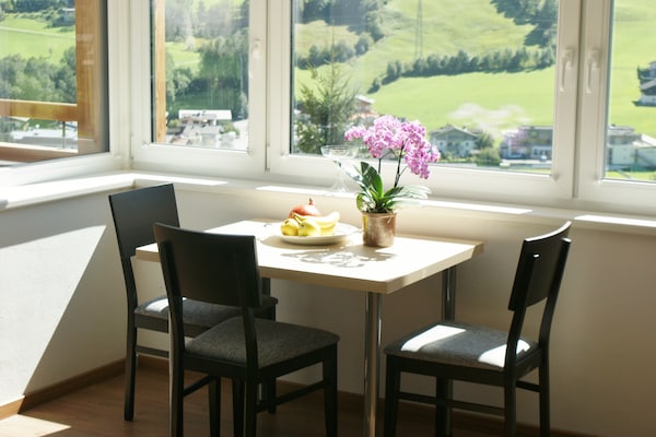 Foto van Appartement Kaprun bij Skilift & Gletsjer - Vakantiehuis in Kaprun - DiningRoom