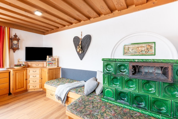 Foto van Boerderij in Bramberg met Sauna & Skitoegang - Vakantiehuis in Bramberg - LivingRoom