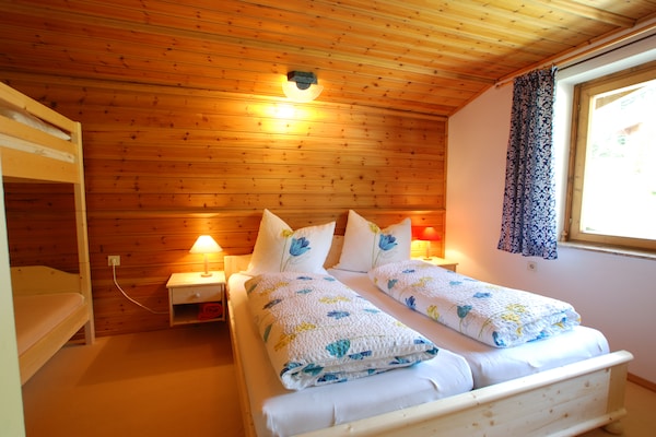 Foto van Chalet in Neukirchen bij Ski Wildkogel - Vakantiehuis in Neukirchen am Großvenediger - BedRoom