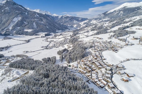 Foto van Chalet in Neukirchen bij het skigebied - Vakantiehuis in Neukirchen - AreaWinter5KM