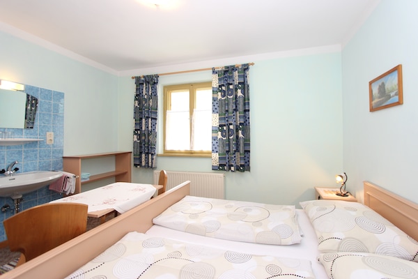 Foto van Appartement Neukirchen bij Skigebied - Vakantiehuis in Neukirchen am Großvenediger - BedRoom