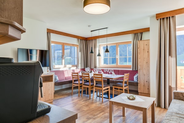 Foto van Appartement in Wald bij Zillertal Arena - Vakantiehuis in Wald im Pinzgau - LivingRoom