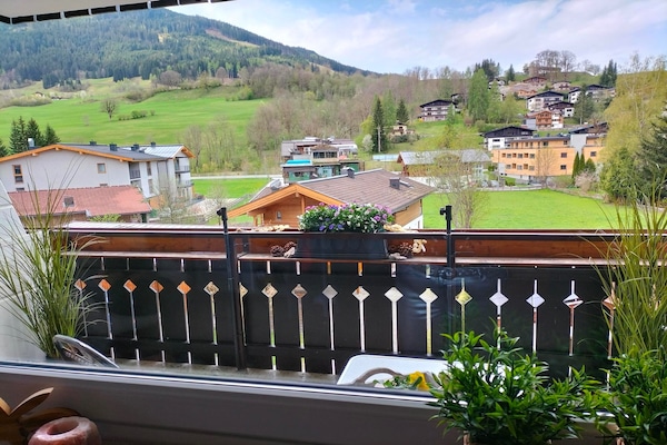 Foto van Appartement Maria Alm bij Hochkönig Pistes - Vakantiehuis in Maria Alm - TerraceBalcony