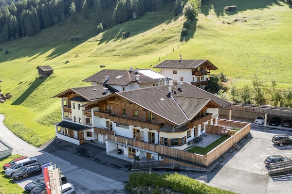 Foto van Appartement in Stubaital bij Skilift - Vakantiehuis in Neustift im Stubaital - ExteriorSummer