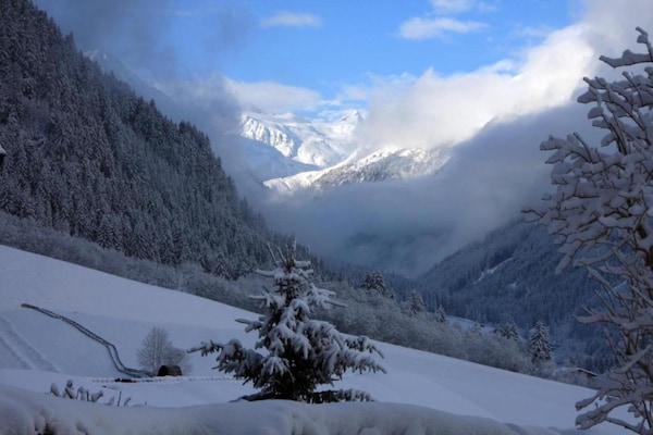 Foto van Appartement in Stubaital bij Skilift - Vakantiehuis in Neustift im Stubaital - AreaWinter20KM