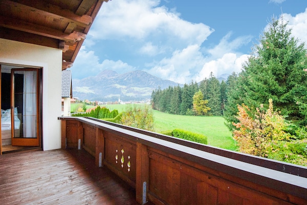 Foto van Chalet in Reith bij Skiliften - Vakantiehuis in Reith im Alpbachtal - TerraceBalcony