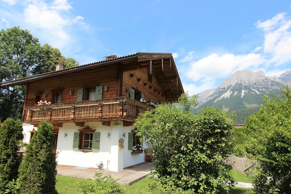 Foto van Chalet in Ellmau bij Skiliften - Vakantiehuis in Ellmau - ExteriorSummer