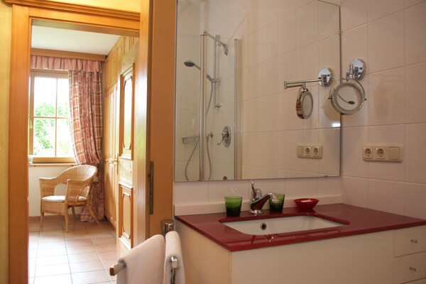 Foto van Chalet in Reith bij Kitzbühel Skigebied - Vakantiehuis in Reith bei Kitzbühel - BathRoom