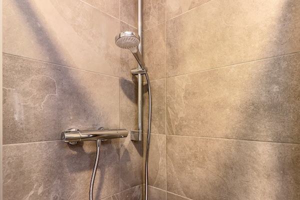 Foto van Modern appartement met tuin - Vakantiehuis in Kirchdorf in Tirol - BathRoom