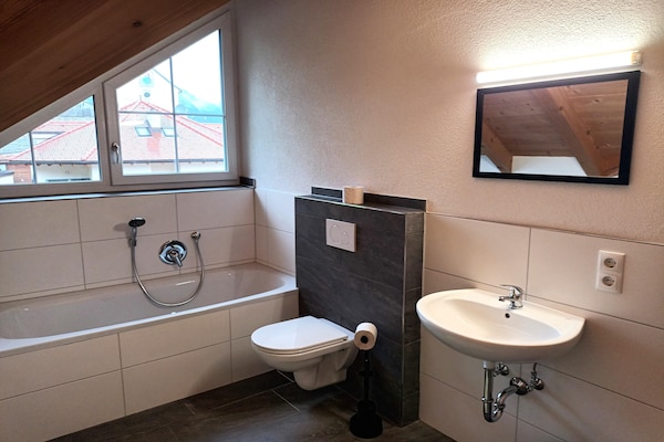 Foto van Appartement Hochgallmigg bij Skipistes - Vakantiehuis in Hochgallmigg - BathRoom