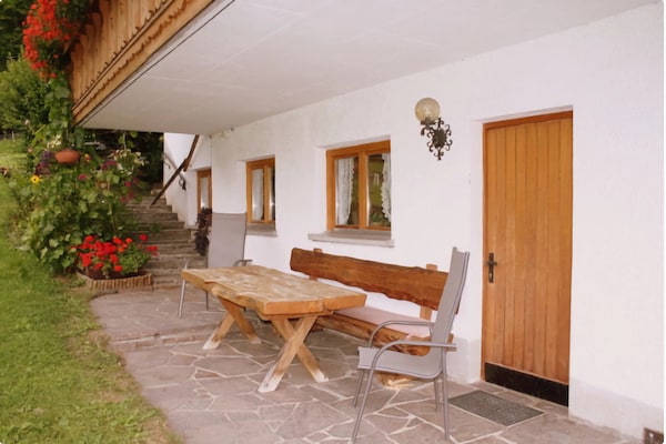 Foto van Appartement in St. Gallenkirch bij Skiliften - Vakantiehuis in St. Gallenkirch - TerraceBalcony