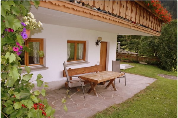 Foto van Appartement in St. Gallenkirch bij Skiliften - Vakantiehuis in St. Gallenkirch - TerraceBalcony