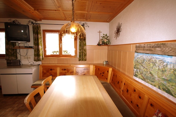 Foto van Appartement in St. Gallenkirch bij Skiliften - Vakantiehuis in St. Gallenkirch - LivingRoom