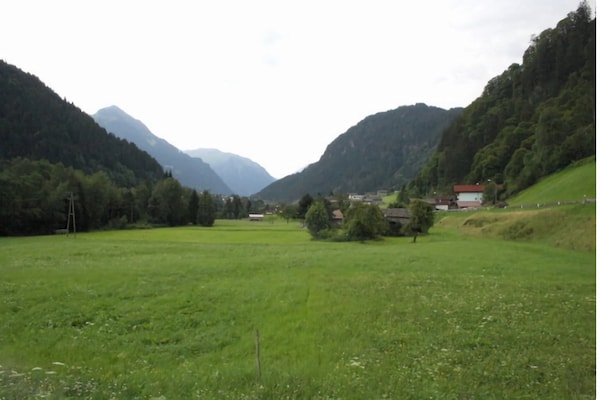 Foto van Appartement in St. Gallenkirch bij Skiliften - Vakantiehuis in St. Gallenkirch - AreaSummer1KM