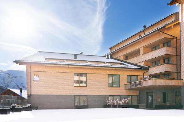 Foto van Appartement in Schröcken bij Ski Arlberg - Vakantiehuis in Schröcken - ExteriorWinter