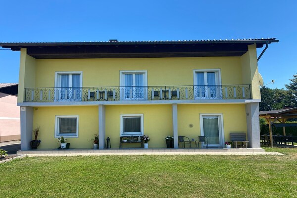 Foto van Appartement bij Klopeiner See in Sankt Kanzian - Vakantiehuis in St. Kanzian - ExteriorSummer