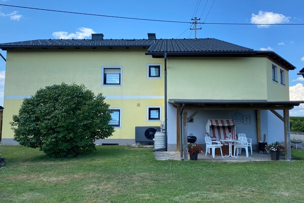 Foto van Appartement bij Klopeiner See in Sankt Kanzian - Vakantiehuis in St. Kanzian - TerraceBalcony