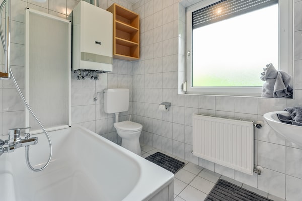 Foto van Bungalow in Glödnitz nabij de Nockberge Alpen - Vakantiehuis in Glödnitz - BathRoom
