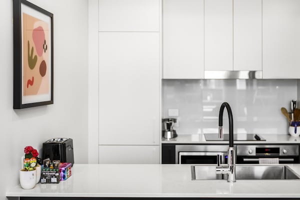 Foto van Boutique-appartement met enorm terras in de buurt van cafés en winkels - Kitchen