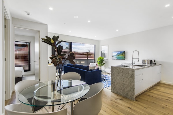 Foto van Boutique-appartement in rustige, gewilde wijk - Vakantiehuis in Carnegie - LivingRoom