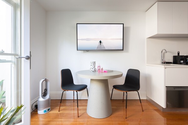 Foto van Boutique studio-appartement in erfgoedhuis - Vakantiehuis in Lewisham - DiningRoom