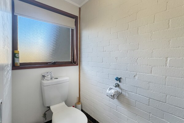 Foto van Broulee Break - Strandhuis met 2 slaapkamers en speelkamer - BathRoom