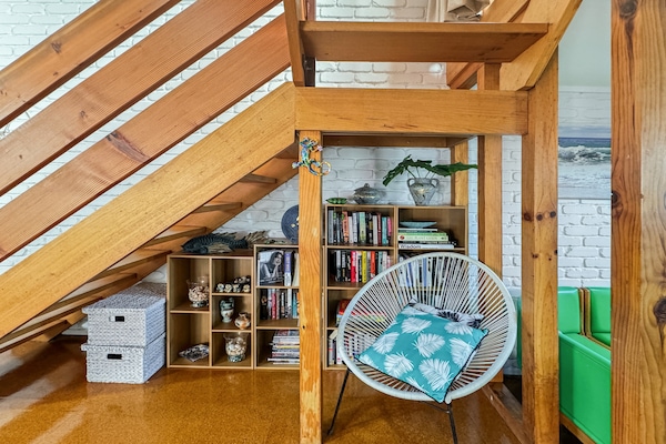 Foto van Broulee Break - Strandhuis met 2 slaapkamers en speelkamer - LivingRoom