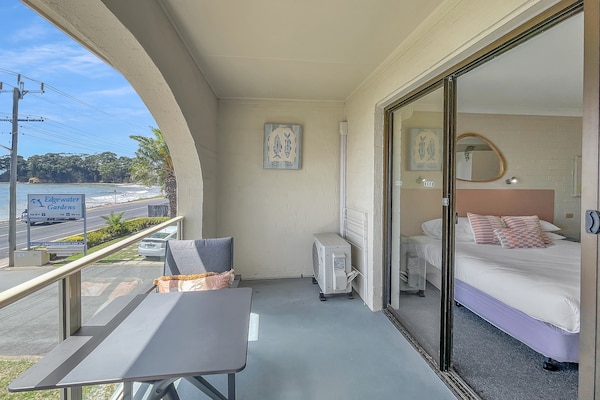 Foto van Beachside Studio, op een steenworp afstand van Casey's Beach. - TerraceBalcony