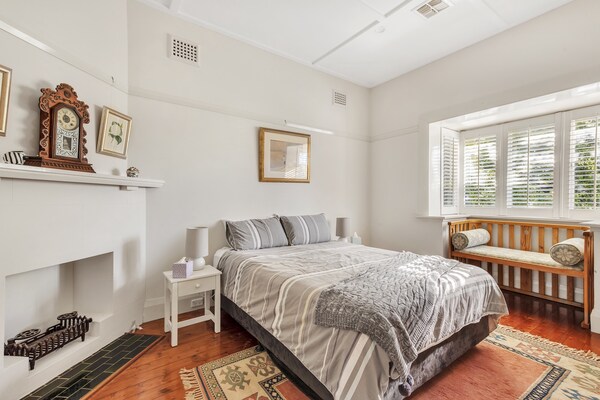 Foto van Bradman View | Tuin- en openhaardverblijf in Bowral - BedRoom