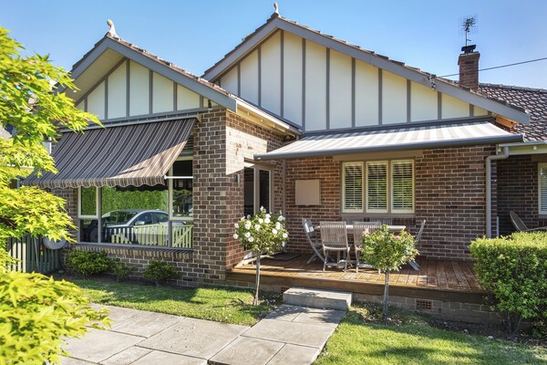 Foto van Bradman View | Tuin- en openhaardverblijf in Bowral - ExteriorSummer