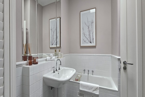 Foto van Balnagowan, tuinhuis met 3 slaapkamers in Moss Vale - BathRoom