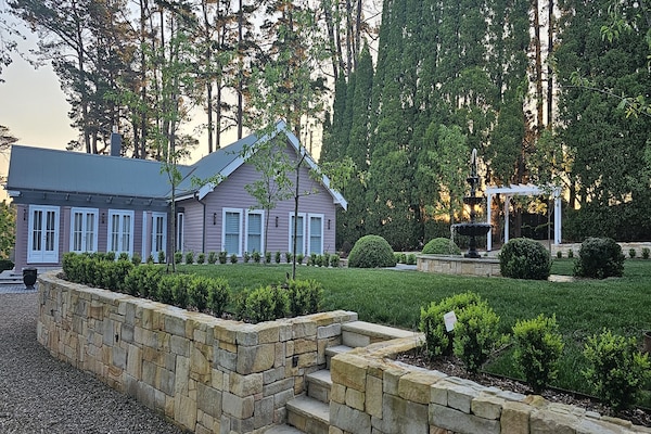 Foto van Balnagowan, tuinhuis met 3 slaapkamers in Moss Vale - GardenSummer