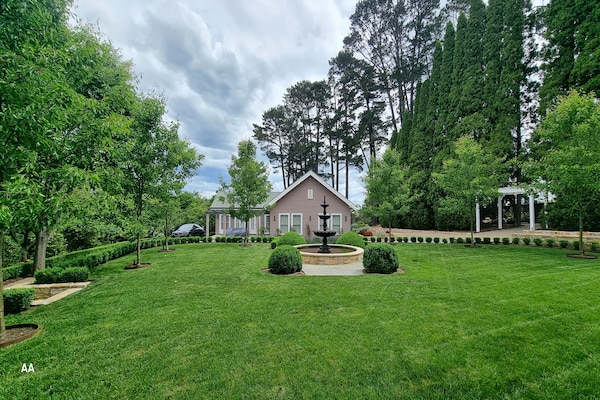 Foto van Balnagowan, tuinhuis met 3 slaapkamers in Moss Vale - GardenSummer