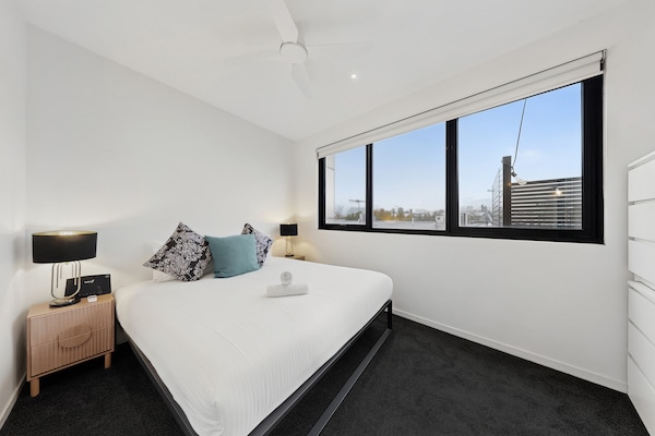 Foto van Appartement met 1 slaapkamer en uitzicht op de stad, vlakbij Central Park. - BedRoom