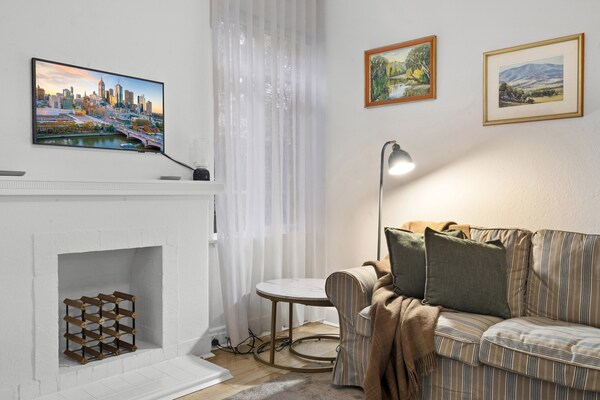 Foto van Art Deco appartement aan het zwembad in St Kilda West - LivingRoom