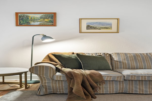 Foto van Art Deco appartement aan het zwembad in St Kilda West - LivingRoom