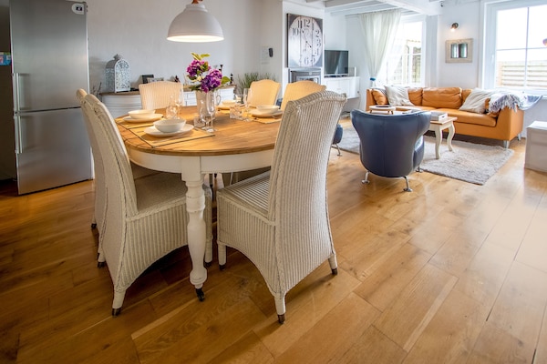 Foto van Vakantiehuis in Stavele met terras - Vakantiehuis in Stavele - DiningRoom