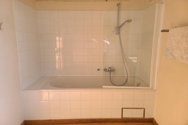 Foto van Accommodatie in de smederijen van Orval - Vakantiehuis in Orval - BathRoom