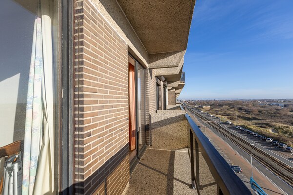 Foto van Ruim appartement met garagebox en zeezicht - Vakantiehuis in Middelkerke - TerraceBalcony