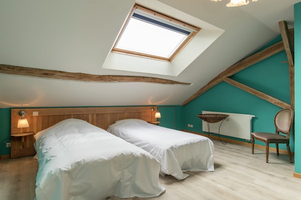 Foto van Luxe woning in Gouvy met zwembad en sauna - Vakantiehuis in Houffalize - BedRoom