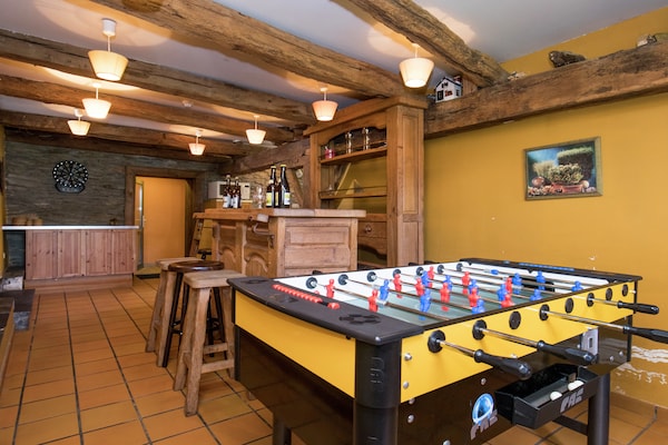 Foto van Luxe woning in Gouvy met zwembad en sauna - Vakantiehuis in Houffalize - RecreationRoom
