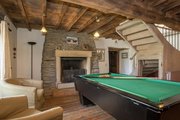 Foto van Luxe woning in Gouvy met zwembad en sauna - Vakantiehuis in Houffalize - RecreationRoom